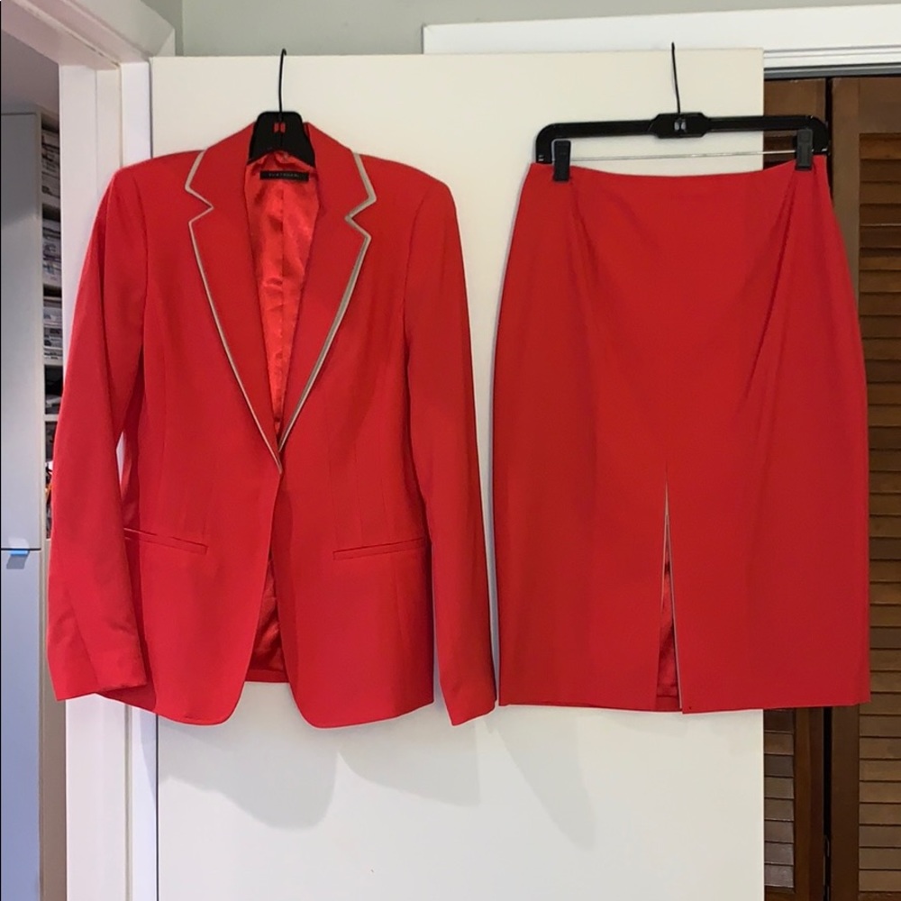Elie Tahari coral suit, size 6